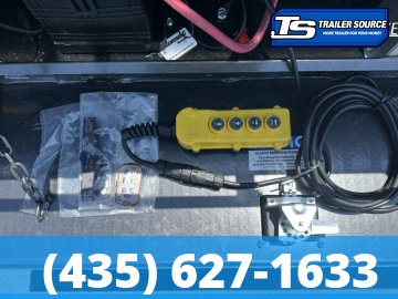 8.5x40 Diamond C FMAX-HDT 212 Pacesetter Pkg Pacesetter Pkg Gooseneck Hydraulic Dovetail Equipment Trailer - 25.9K GVWR - Hydraulic Jack(s)