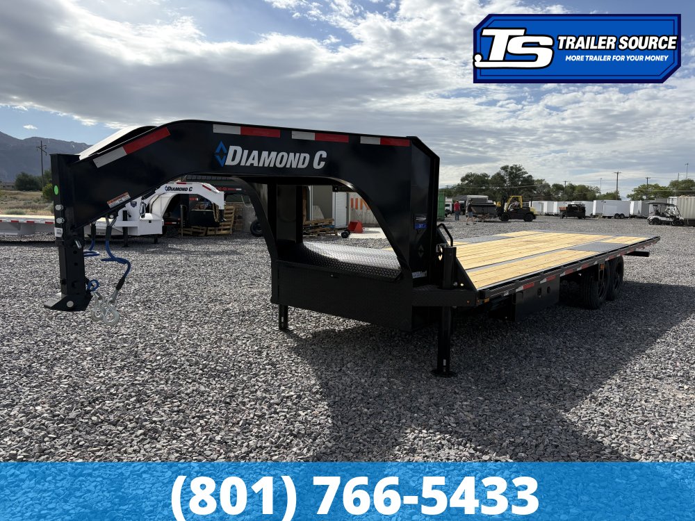 8.5x26 Diamond C DET-GN 210 Gooseneck Deckover Tilt Trailer - 23K GVWR - Hydraulic Jack(s)