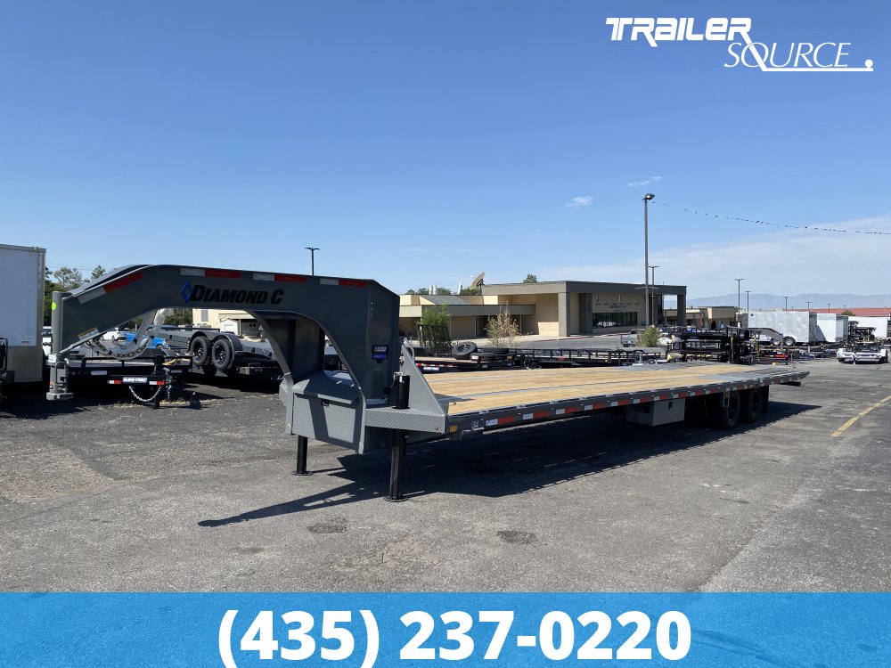 8.5x40 Diamond C FMAX-HDT 212 25.9K Hydraulic Dovetail Gooseneck