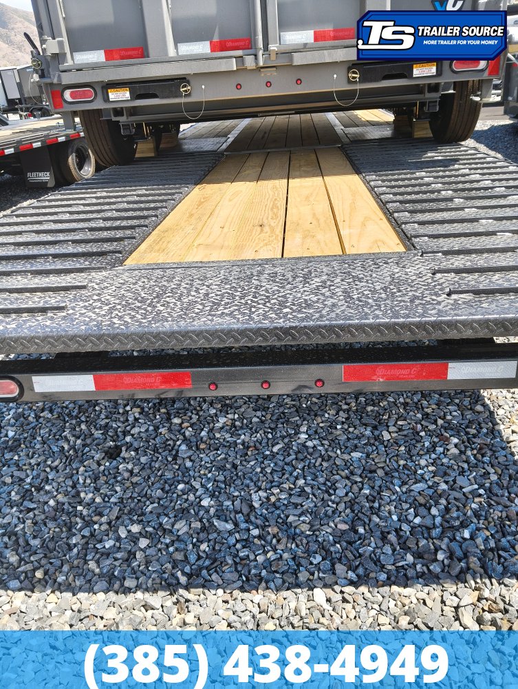 8.5x40 Diamond C FMAX-HDT 210 Gooseneck Hydraulic Dovetail Equipment Trailer - 25K GVWR -