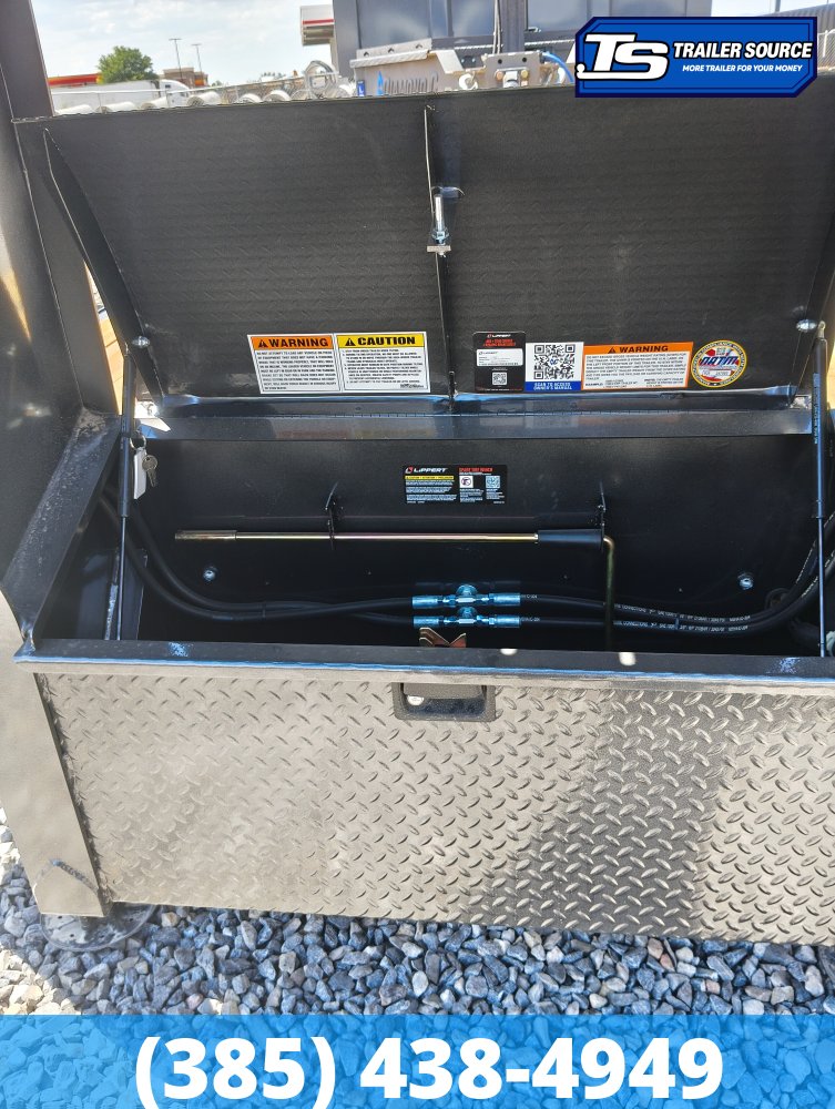 8.5x40 Diamond C FMAX-HDT 210 Gooseneck Hydraulic Dovetail Equipment Trailer - 25K GVWR -