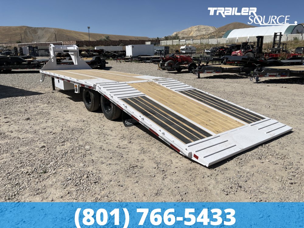 8.5x32 Diamond C FMAX-HDT 212 25.9K Hydraulic Dovetail Gooseneck