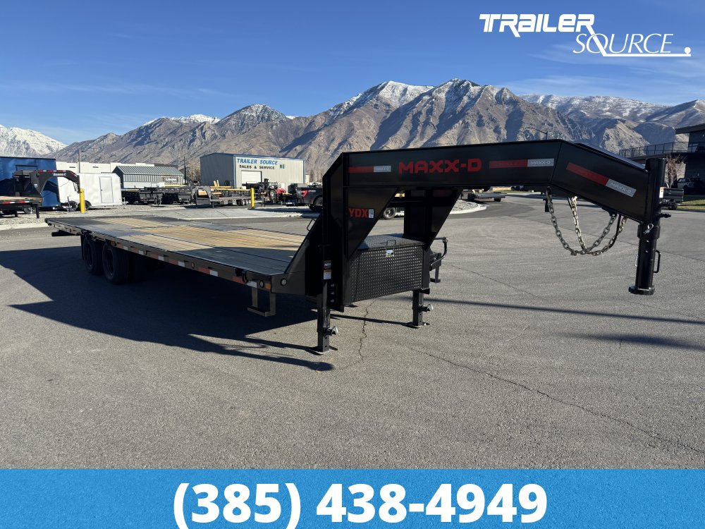8.5x32 Maxx-D YDX 32' 22K Hydraulic Dovetail Gooseneck