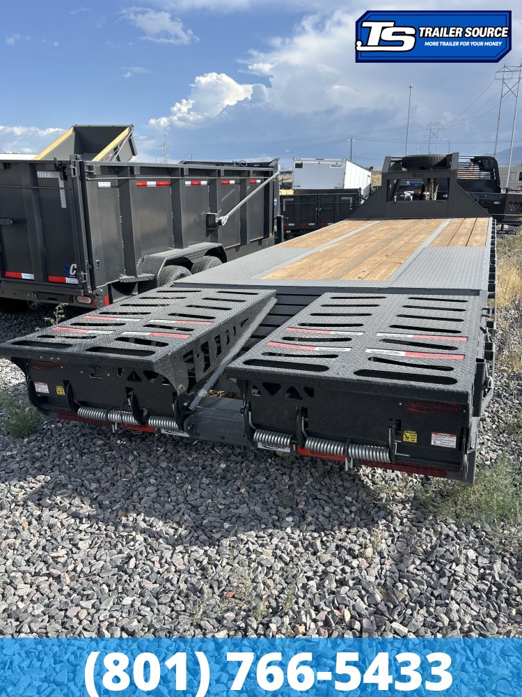 8.5x25 Dura-Haul DKO Dura Ramps Gooseneck Equipment
