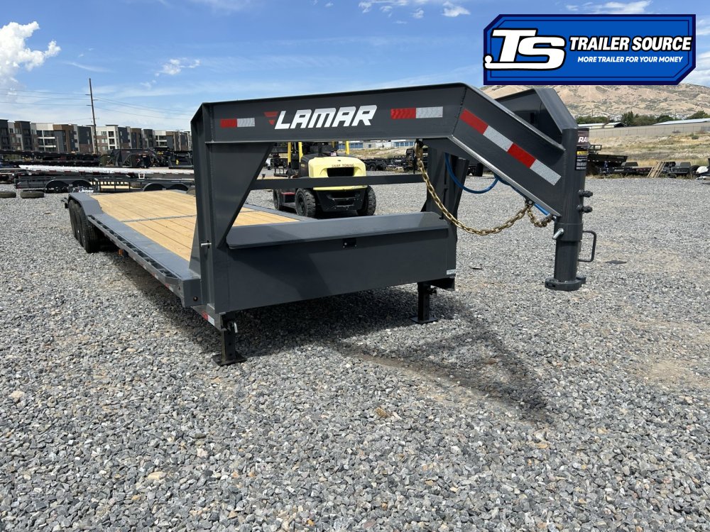 8.5x36 Lamar H8 Gooseneck Wide Body w/ Drive Over Fenders Equipment