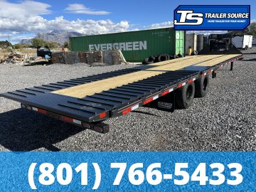 8.5x35 Diamond C FMAX-HDT 212 Pacesetter Pkg Pacesetter Pkg Gooseneck Hydraulic Dovetail Equipment Trailer - 25.9K GVWR - Hydraulic Disc Brakes, Hydraulic Jack(s), Solar Panel