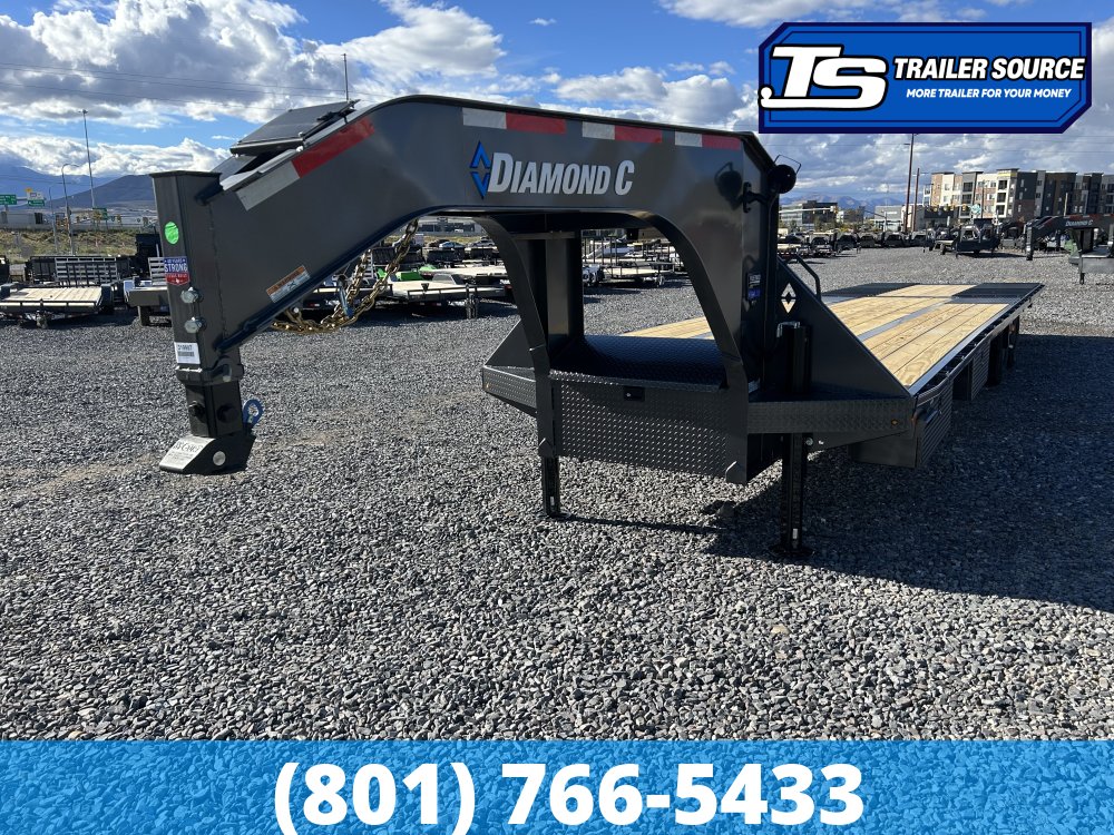 8.5x35 Diamond C FMAX-HDT 212 Pacesetter Pkg Pacesetter Pkg Gooseneck Hydraulic Dovetail Equipment Trailer - 25.9K GVWR - Hydraulic Disc Brakes, Hydraulic Jack(s), Solar Panel