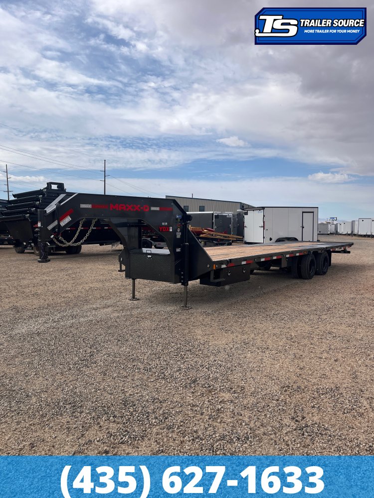8.5x32 Maxx-D YDX Gooseneck Hydraulic Dovetail Equipment