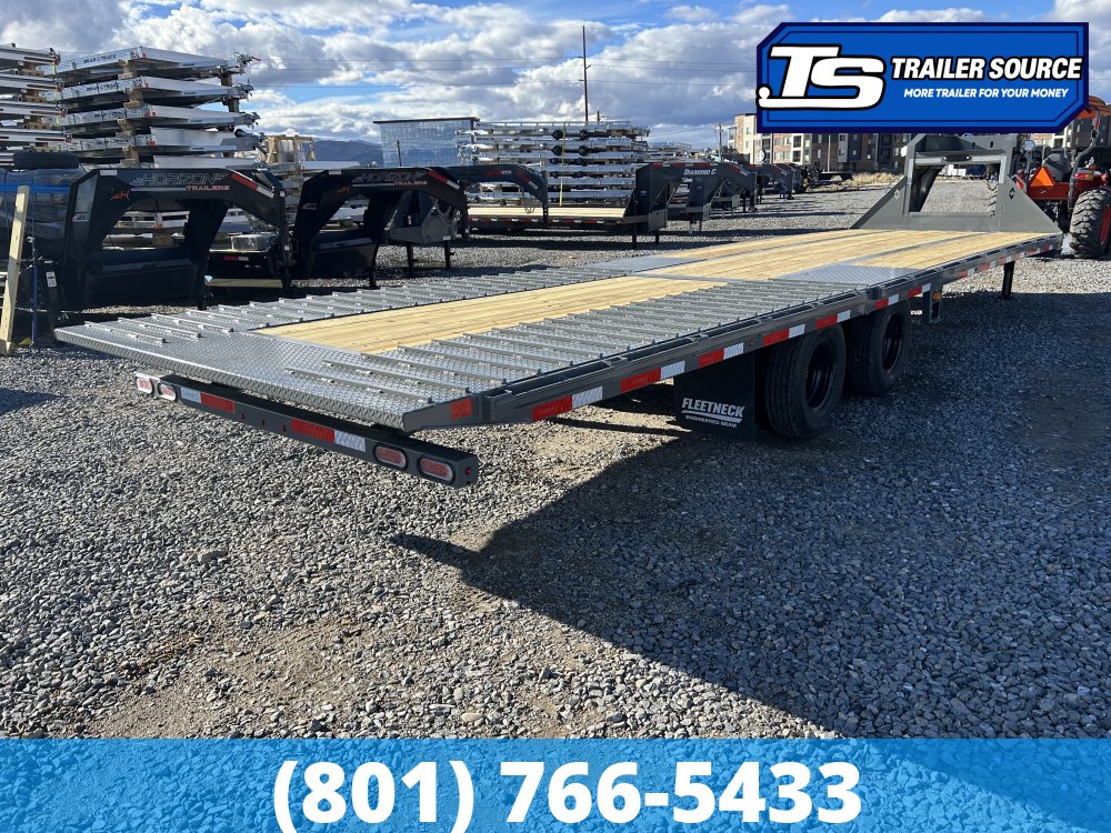8.5x32 Diamond C FMAX-HDT 212 Pacesetter Pkg Pacesetter Pkg Gooseneck Hydraulic Dovetail Equipment Trailer - 25.9K GVWR - Hydraulic Disc Brakes, Hydraulic Jack(s), Solar Panel