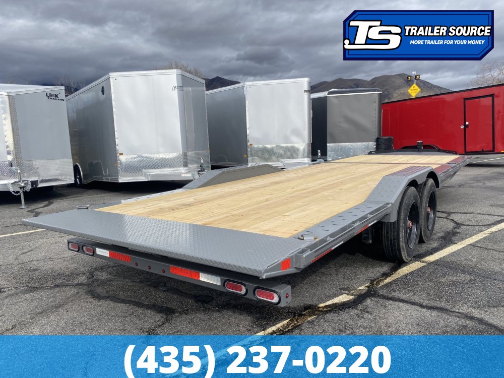 8.5x24 Diamond C HXD 208 Wide Body w/ Drive Over Fenders Tilt