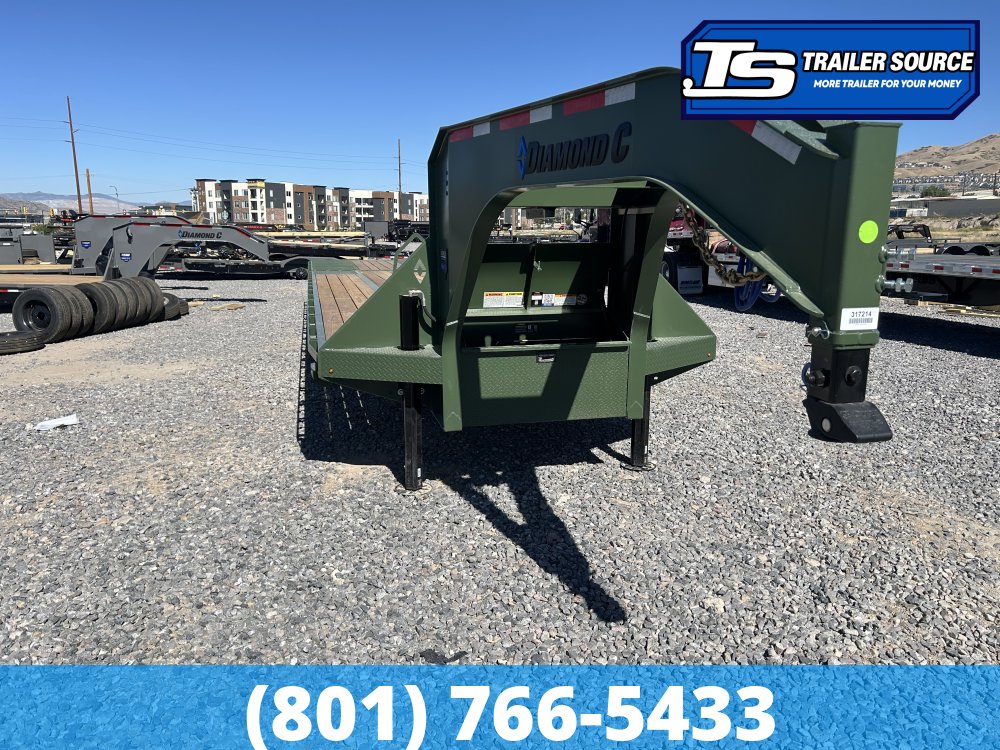 8.5x40 Diamond C FMAX-HDT 212 Gooseneck Hydraulic Dovetail Equipment