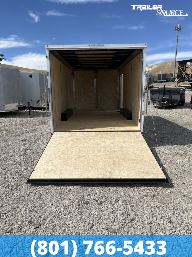 8.5x18 Look ST DLX 7'0" Interior 10K Tandem Axle Enclosed Cargo