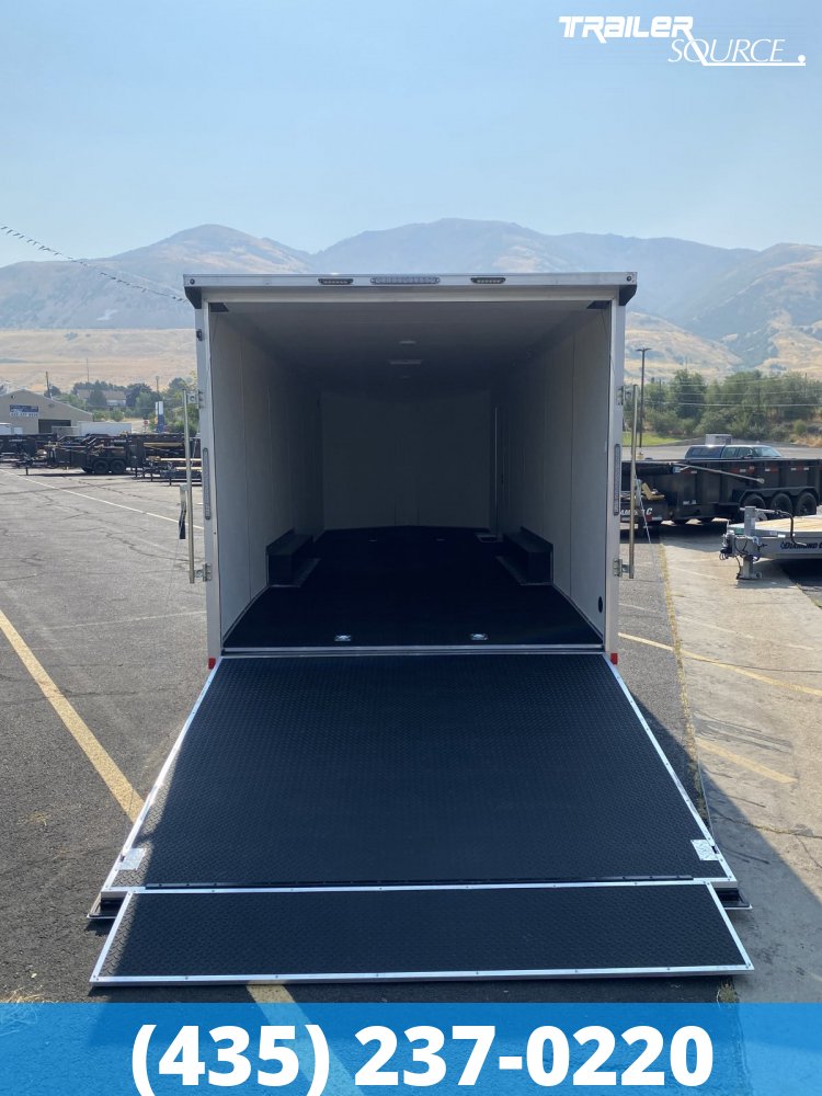 8.5x24 Look Element SE 7'0" Interior 10K Tandem Axle Enclosed Cargo