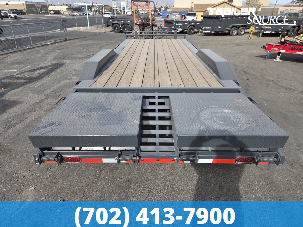 102x24 Lamar H8 WideBody Drive Over Fenders 14K HD Equipment