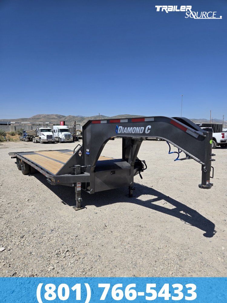 8.5x32 Diamond C FMAX-HDT 210 25K Hydraulic Dovetail Gooseneck