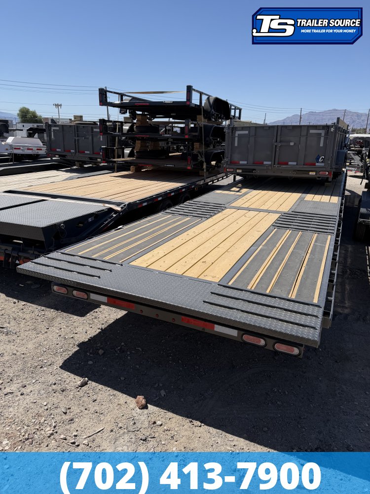 8.5x40 Diamond C FMAX-HDT 210 Gooseneck Hydraulic Dovetail Equipment Trailer - 25K GVWR - 2-Speed Jack, Winch Plate