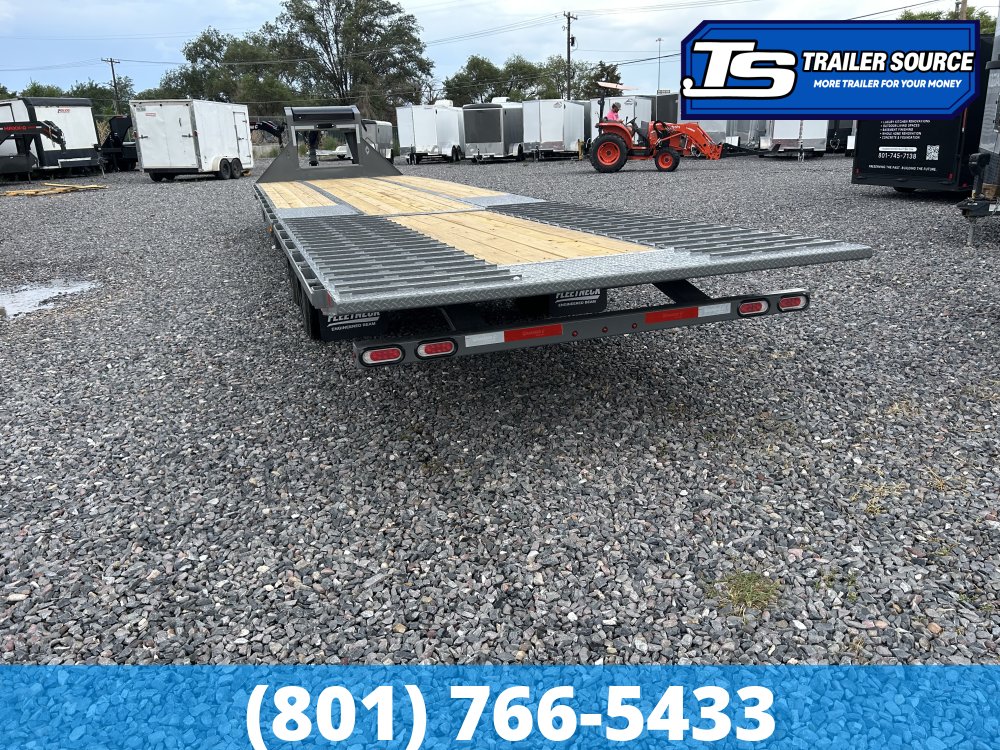 8.5x35 Diamond C FMAX-HDT 216 Pacesetter Pkg Pacesetter Pkg Gooseneck Hydraulic Dovetail Equipment Trailer - 40K GVWR -
