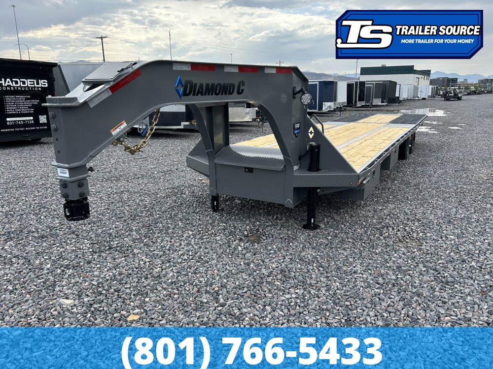 8.5x35 Diamond C FMAX-HDT 216 Pacesetter Pkg Pacesetter Pkg Gooseneck Hydraulic Dovetail Equipment Trailer - 40K GVWR -