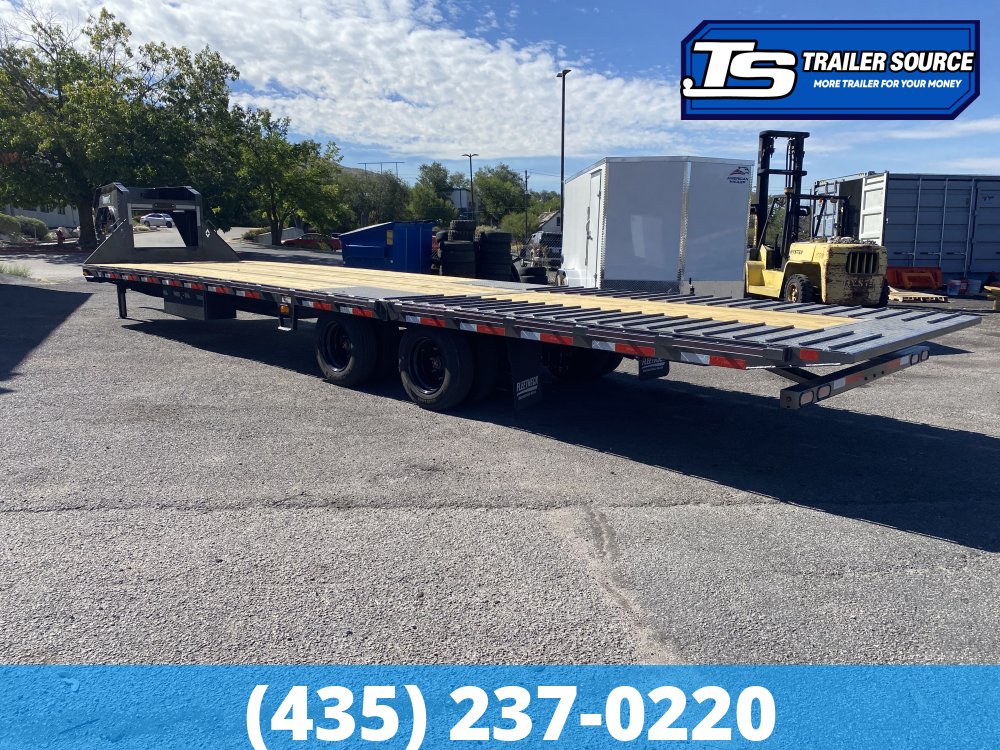 8.5x35 Diamond C FMAX-HDT 216 Gooseneck Hydraulic Dovetail Equipment Trailer - 40K GVWR - Hydraulic Disc Brakes, Hydraulic Jack(s)