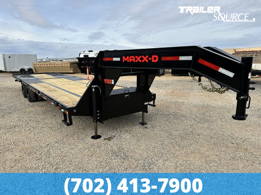 8.5x32 Maxx-D YDX 32' 30K Hydraulic Dovetail Gooseneck