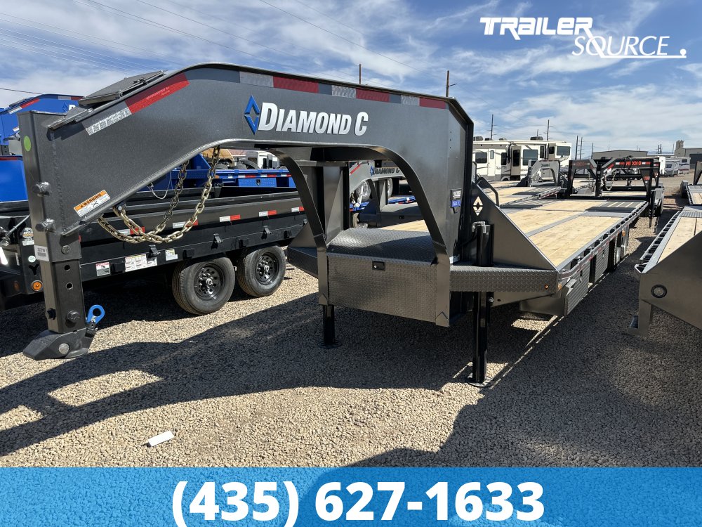 8.5x32 Diamond C FMAX-HDT 212 25.9K Hydraulic Dovetail Gooseneck