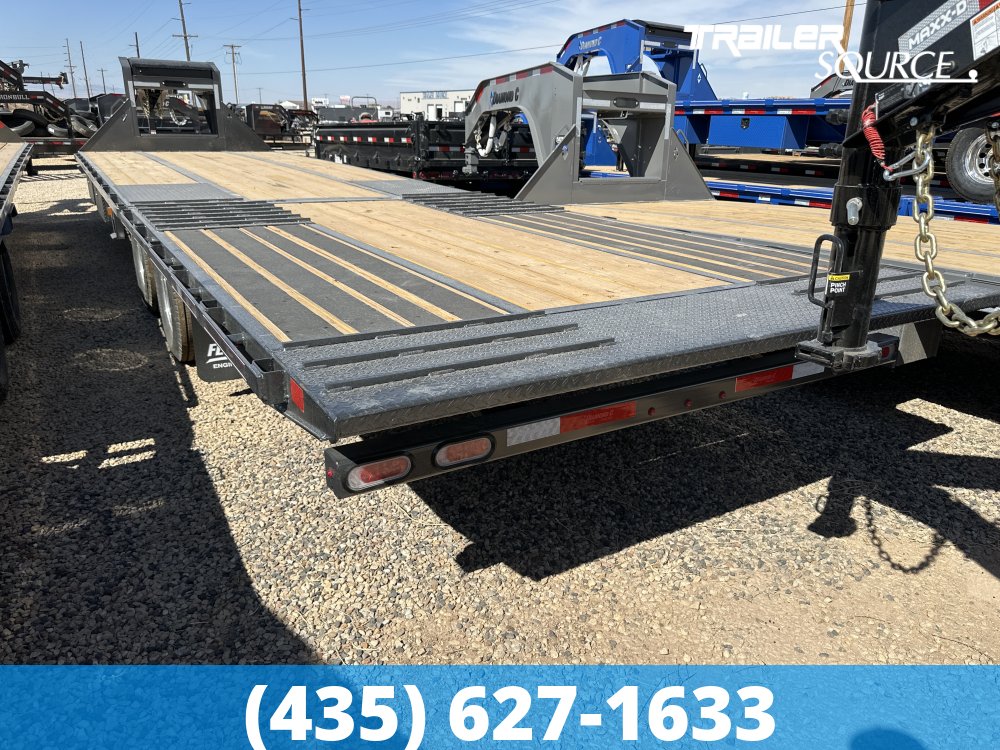 8.5x32 Diamond C FMAX-HDT 212 25.9K Hydraulic Dovetail Gooseneck