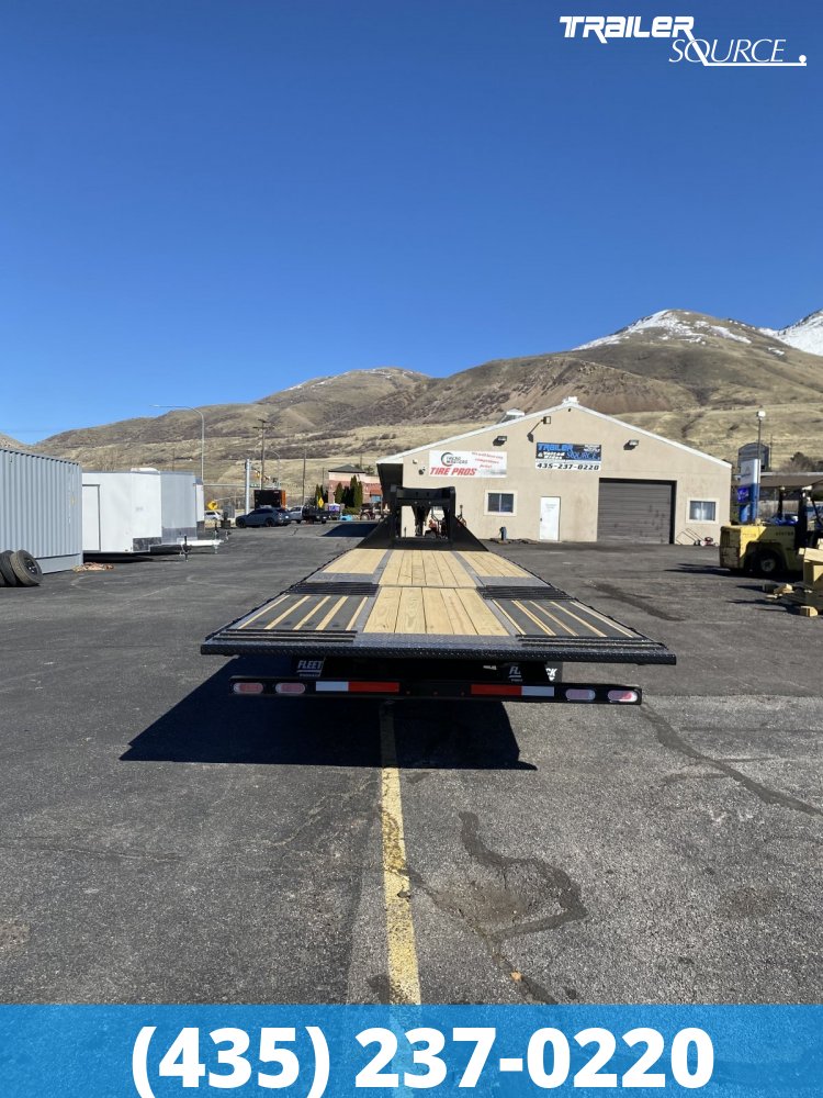 8.5x35 Diamond C FMAX HDT Gooseneck Hydraulic Dovetail 35' 25.9K Hydraulic Dovetail Gooseneck