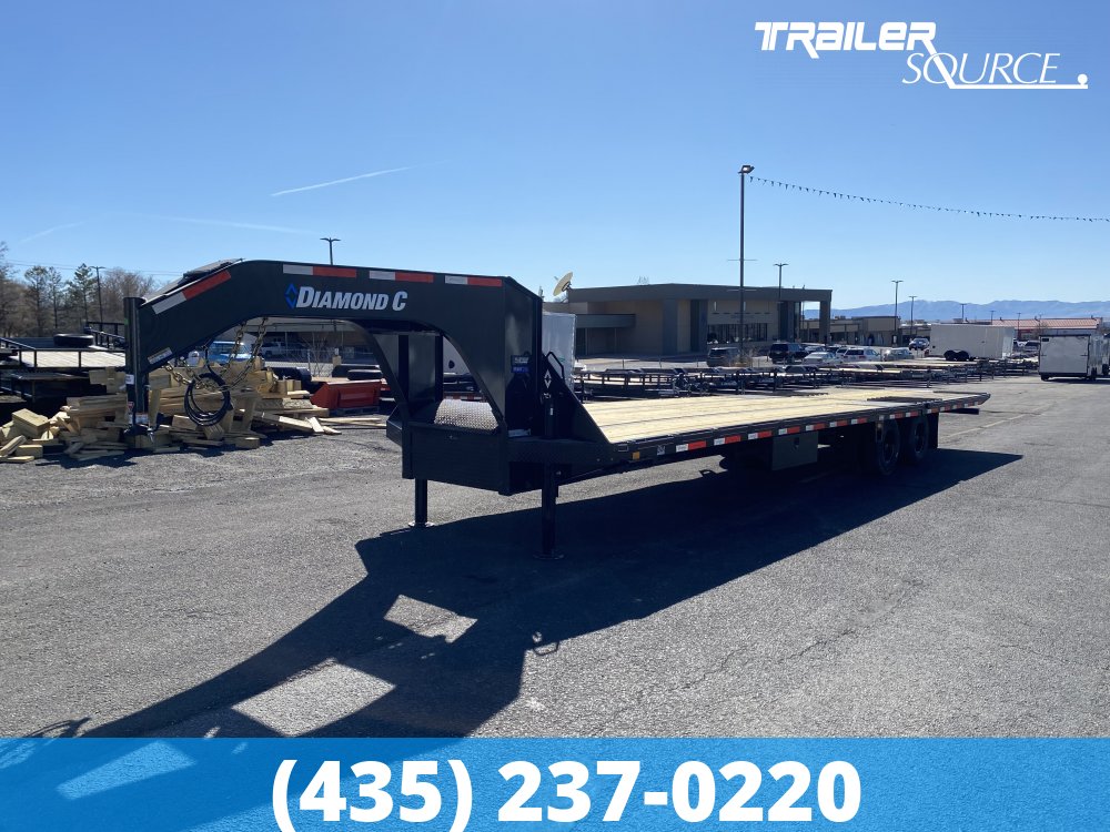 8.5x35 Diamond C FMAX HDT Gooseneck Hydraulic Dovetail 35' 25.9K Hydraulic Dovetail Gooseneck