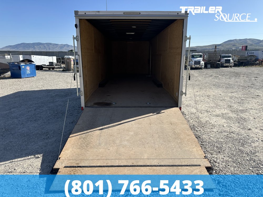 8.5x26 Look Element SE 10K Enclosed Car Hauler