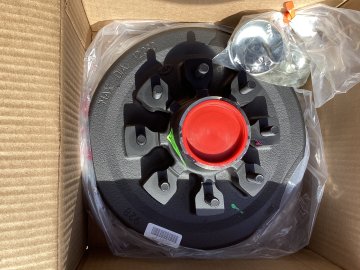 7K BRAKE DRUM 1/2" STUDS (PRE GREASED)