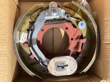 10K BRAKE ASSEMBLY 7 BOLT LH (12 1/4 X 4)
