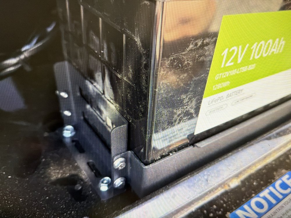 Diamond C Lithium Battery Tray Metal