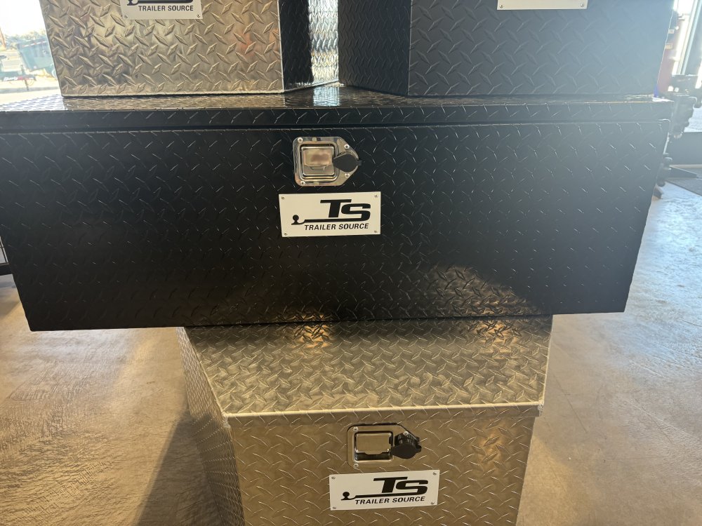 Diamond Plate Rectangle Tongue Box (Black) 16'' DEEP X 46'' WIDE X16'' TALL