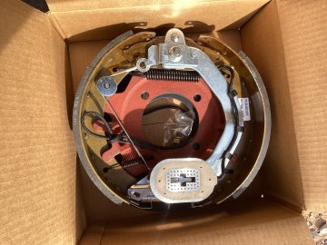 8K BRAKE ASSEMBLY RH (12 1/4 X 3 3/8)