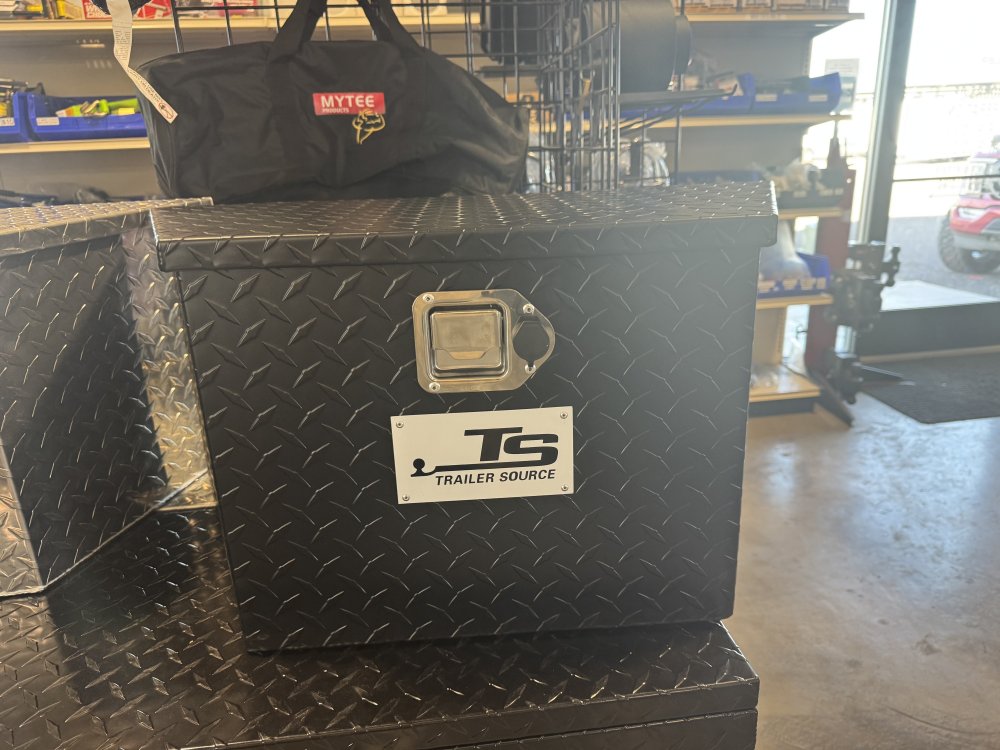 Diamond Plate A-Frame Small Tongue Box (BLACK)15'' DEEP X 29'' BACK X 17.5'' FRONT
