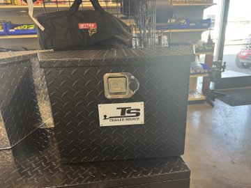 Diamond Plate A-Frame Small Tongue Box (BLACK)15'' DEEP X 29'' BACK X 17.5'' FRONT
