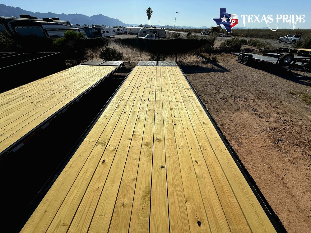 2025 Texas Pride 8.5x25+5 16k Gooseneck Equipment/ Flatbed Trailer