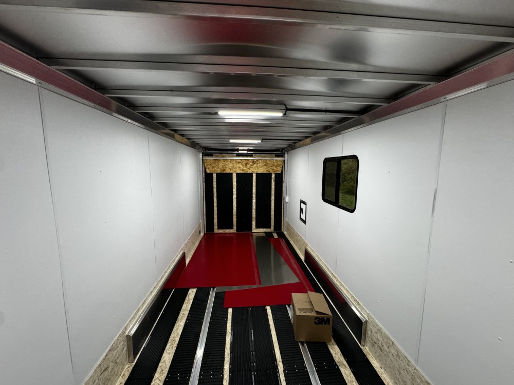 7.5'x22' nitro Snowmobile