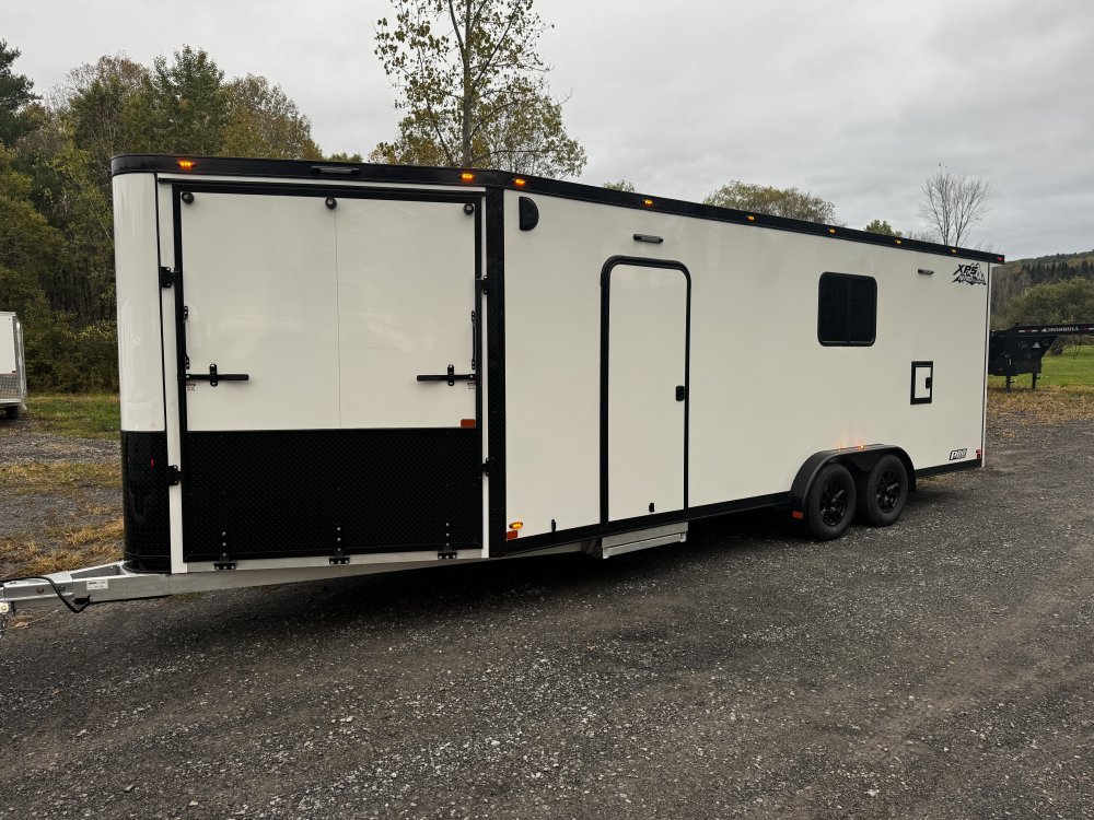 7.5'x22' nitro Snowmobile