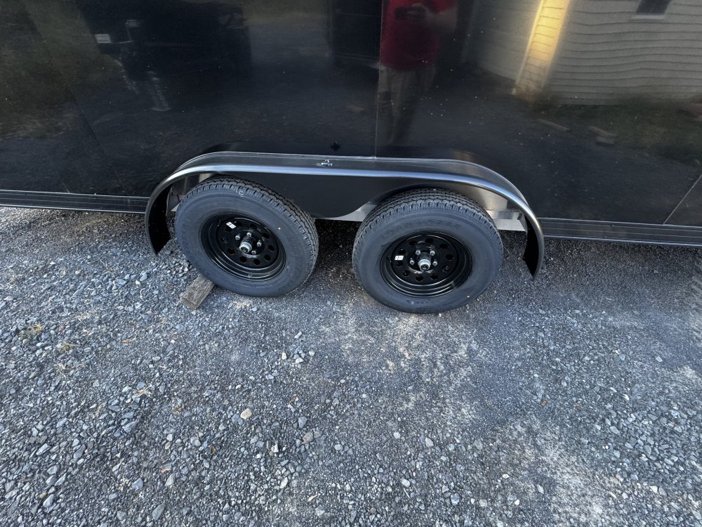 7.5'x22' nitro Snowmobile