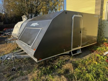 101"x14' nitro Snowmobile