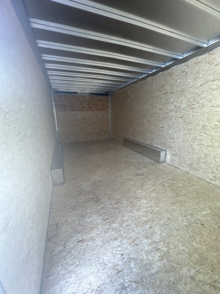 2025 8' 6"x20' Xpress Enclosed Cargo