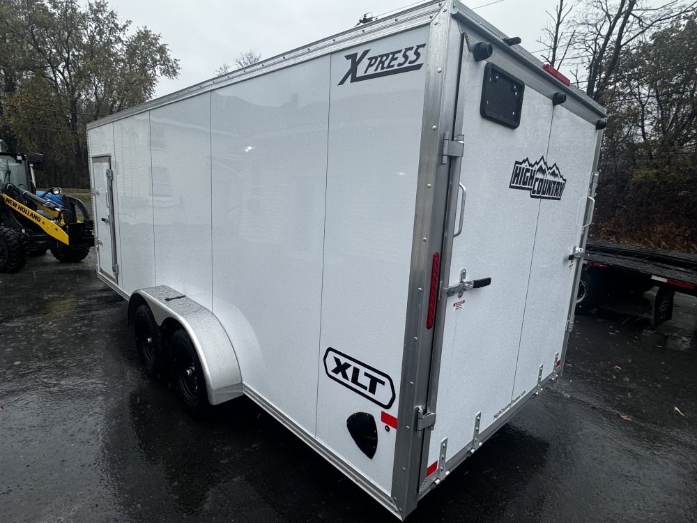 7'x18' Xpress Snowmobile