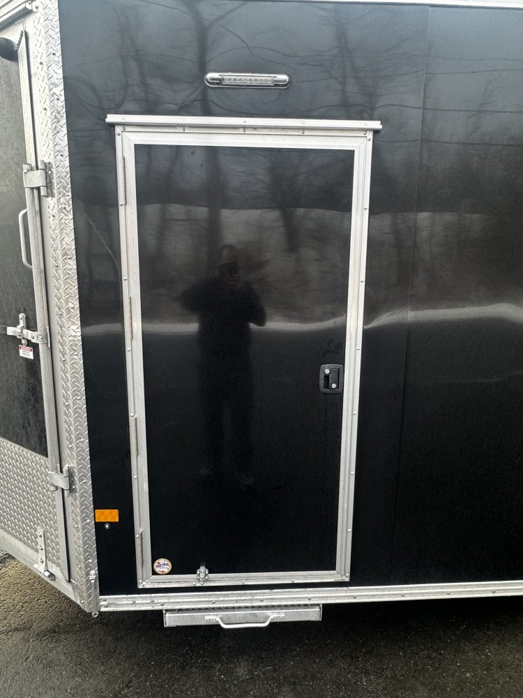 7' 6"x18' Xpress Snowmobile trailer