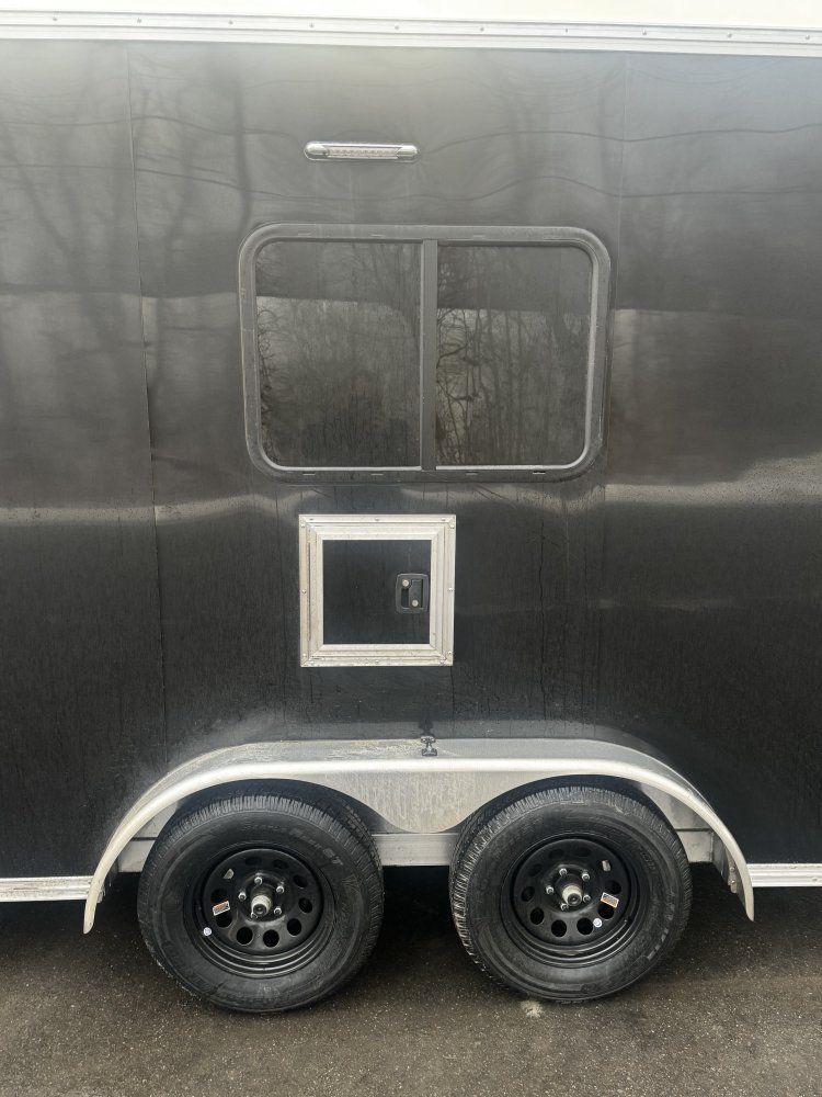 7' 6"x18' Xpress Snowmobile trailer