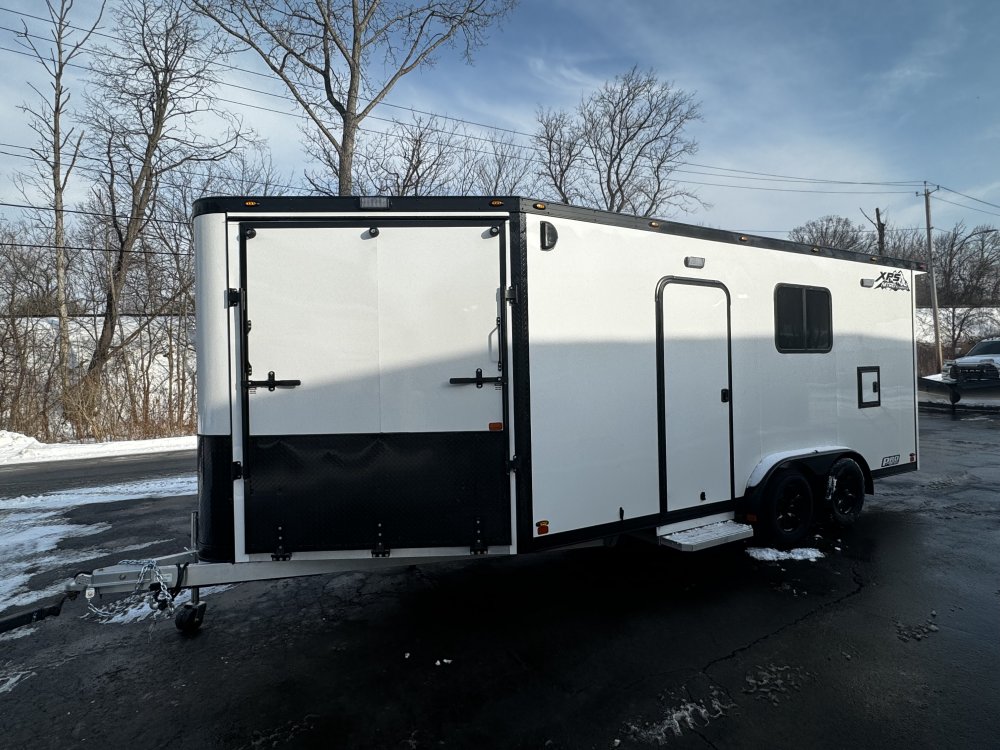7' 6"x18' nitro Snowmobile trailer