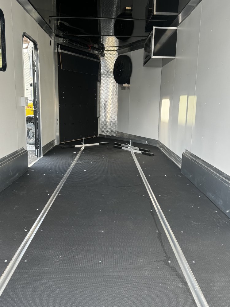 7' 6"x18' nitro Snowmobile trailer