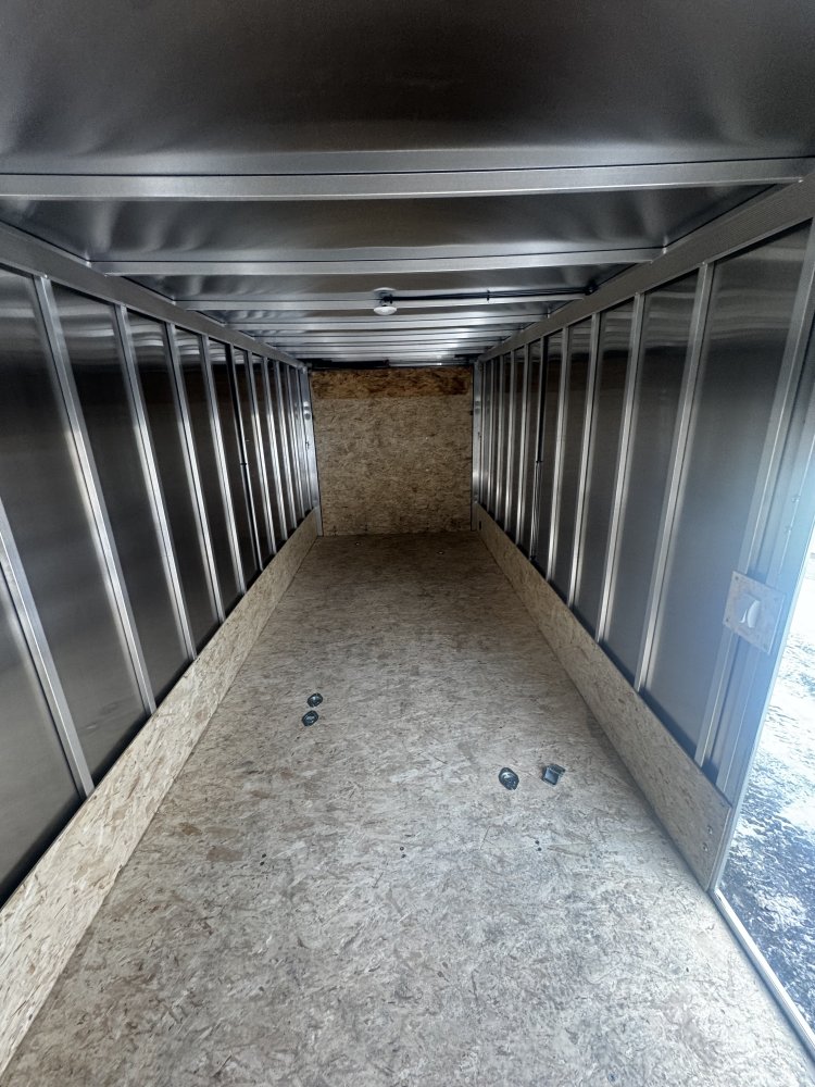 7'x18' Xpress Snowmobile trailer