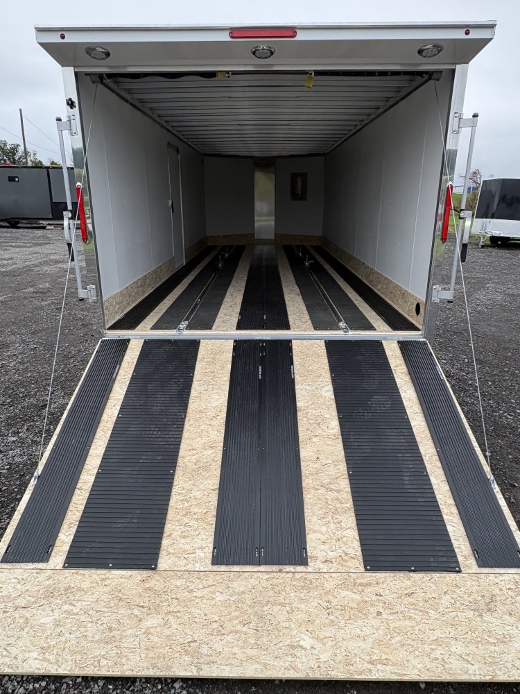 101'x22' nitro Snowmobile trailer