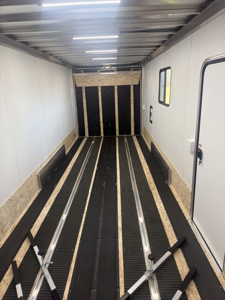 2027 5×22 Enclosed Cargo Trailer photo 5